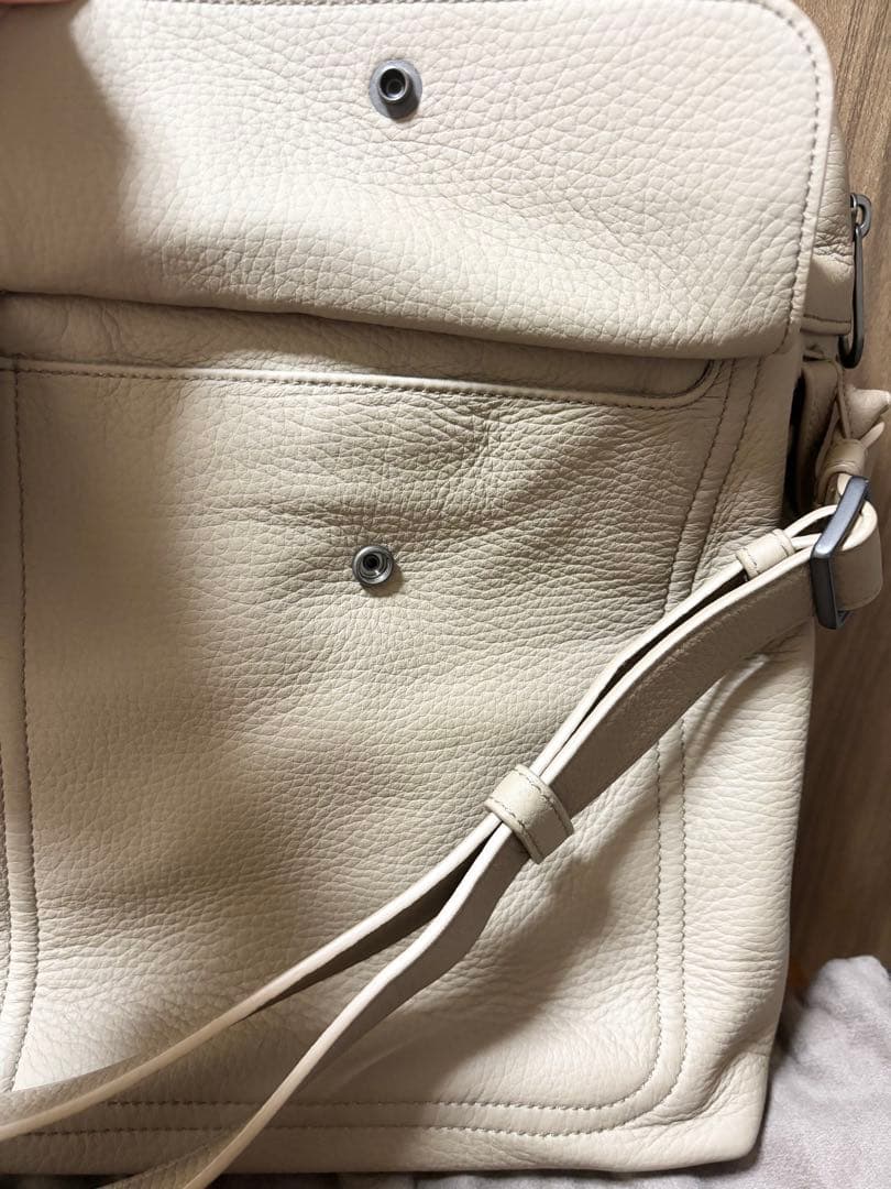 《ほぼ未使用》BOTTEGA VENETA ビジネスバッグ