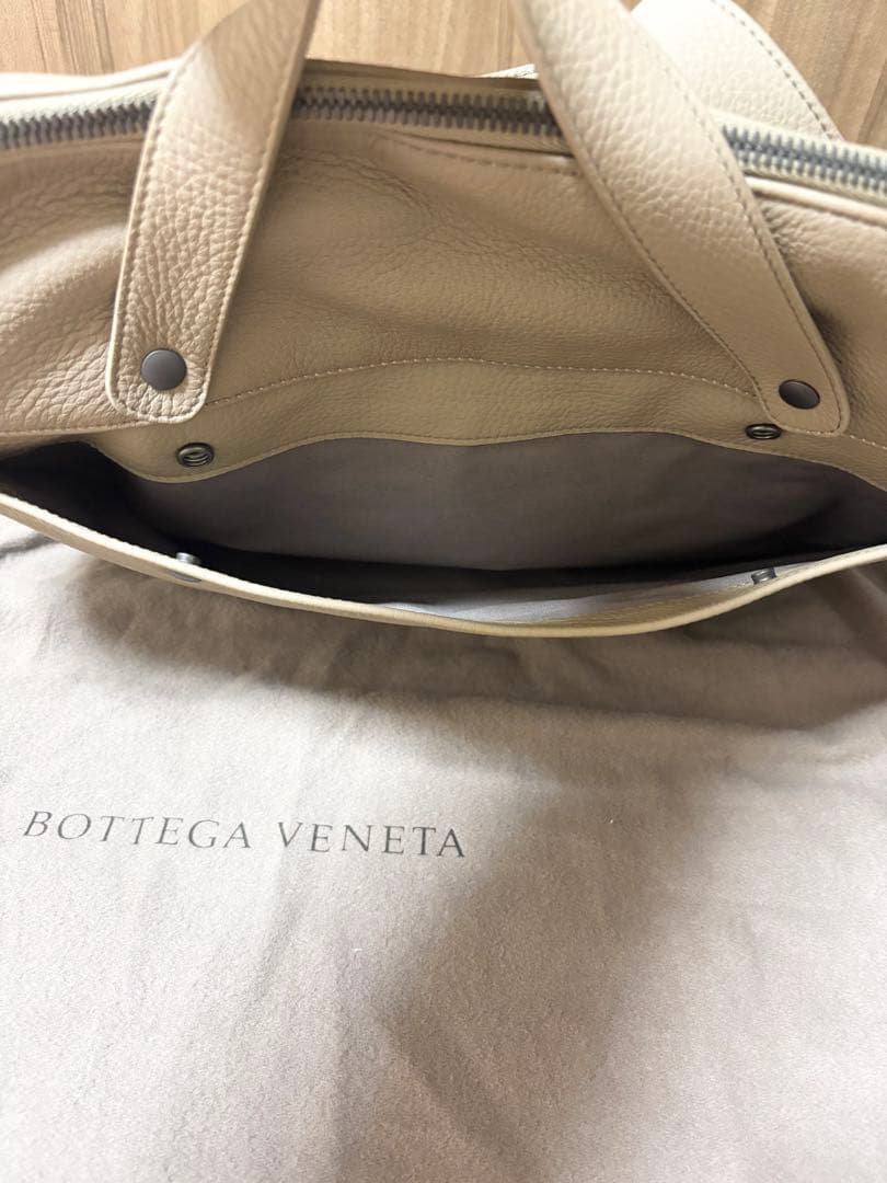 《ほぼ未使用》BOTTEGA VENETA ビジネスバッグ
