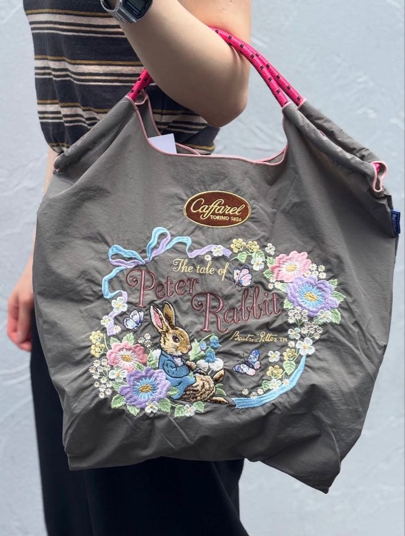 新品ピーターラビット 限定カファレルコラボMサイズ ボールアンド