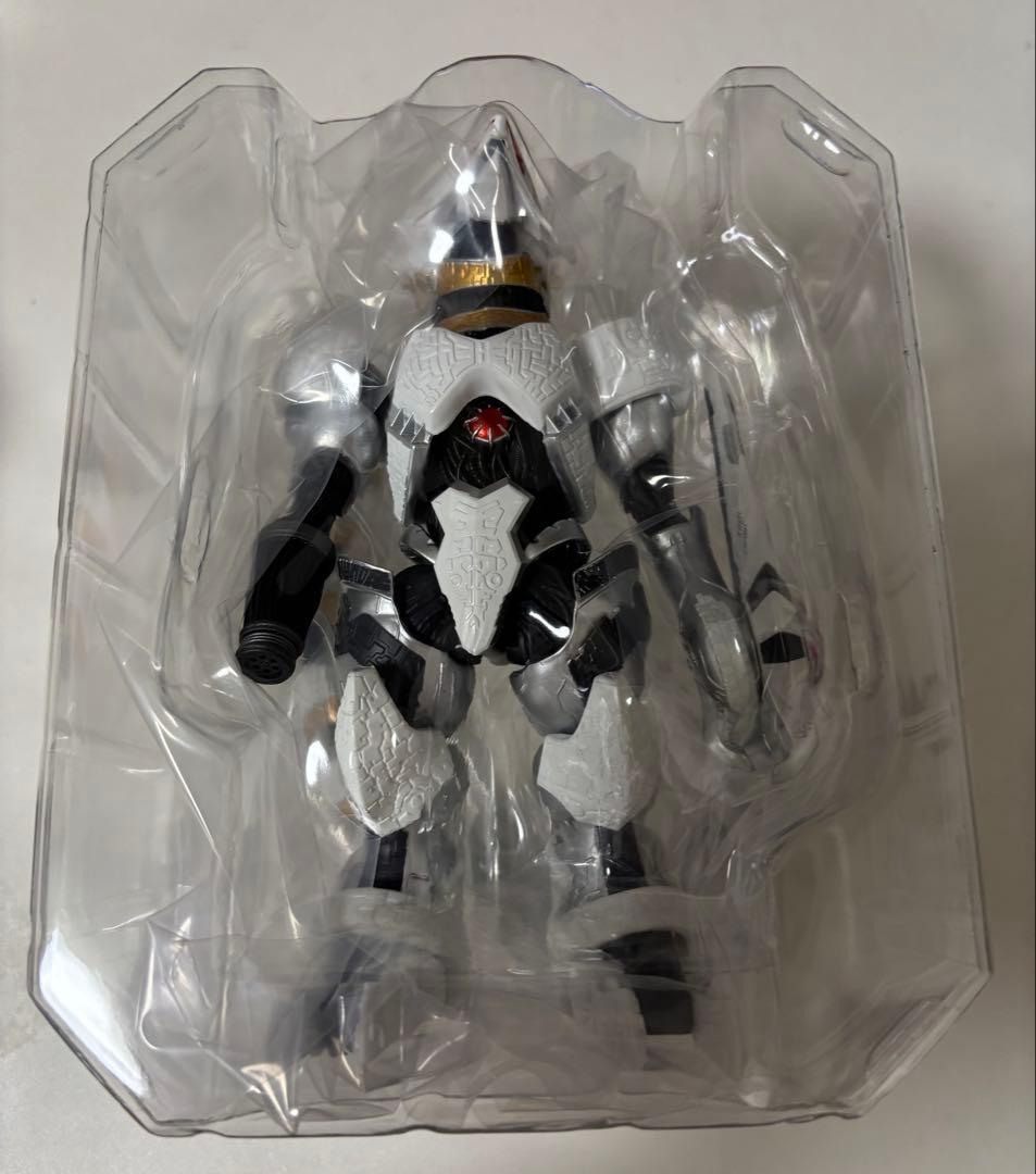 S.H.Figuarts ギャラクトロン　ウルトラマンオーブ