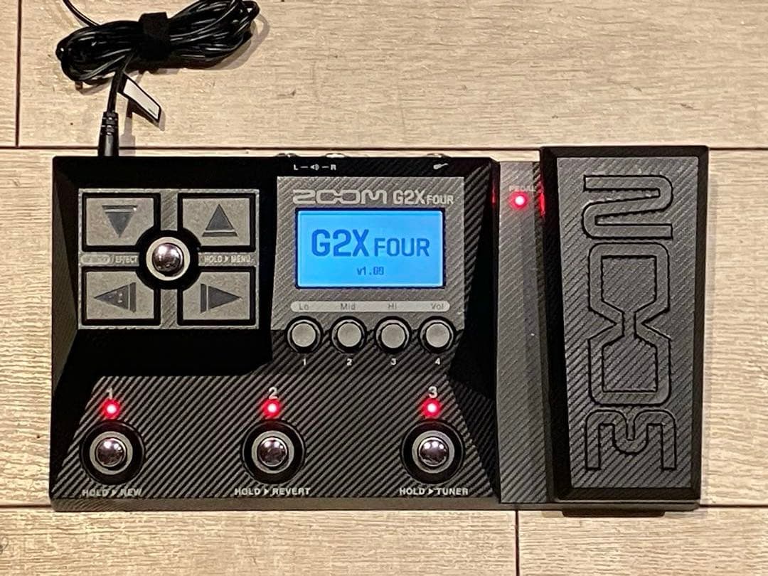 美品！ZOOM G2X FOUR ギターエフェクター - メルカリ