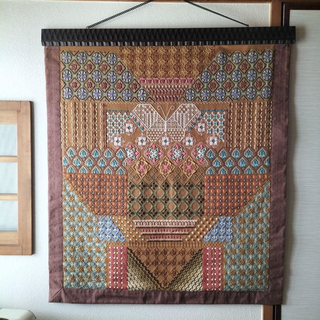 刺繍タペストリー 受注製作》椿 winter garden 刺繍タペストリー タペストリー・壁掛け L