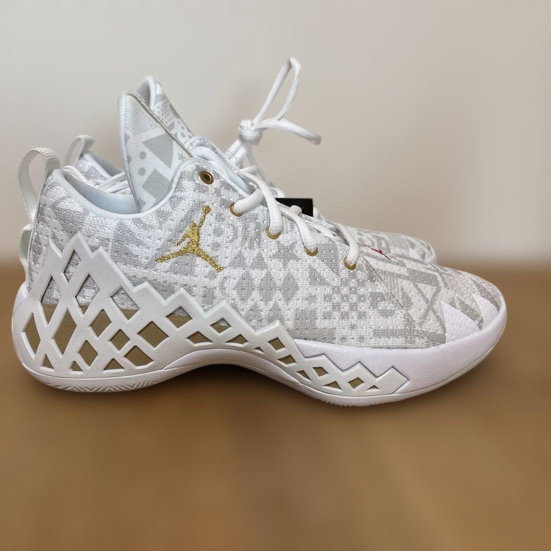 【新品】JORDAN JUMPMAN DIAMOND LOW PF 25.5cm