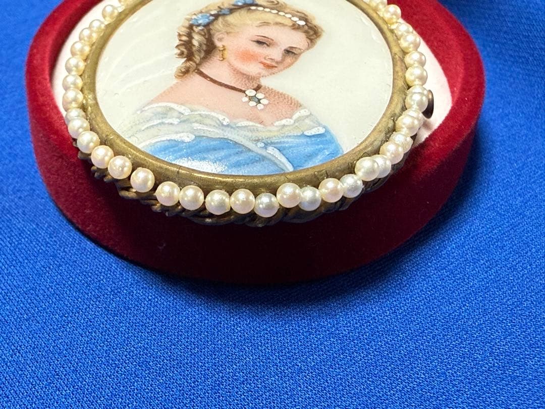 シュウシュウ様専用】リモージュ 貴婦人 ブローチ アンティーク