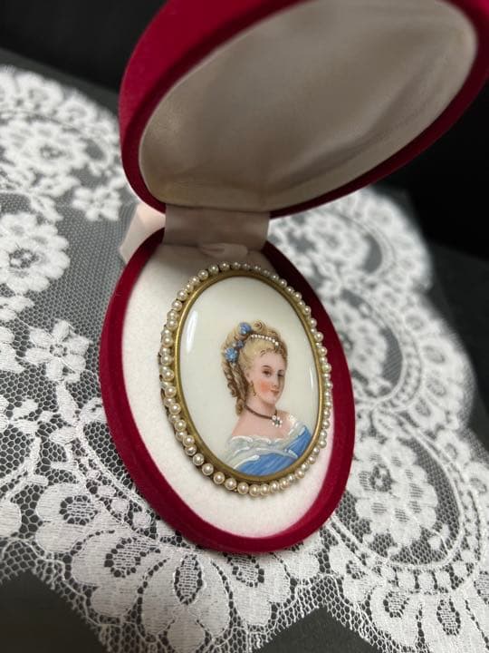 シュウシュウ様専用】リモージュ 貴婦人 ブローチ アンティーク