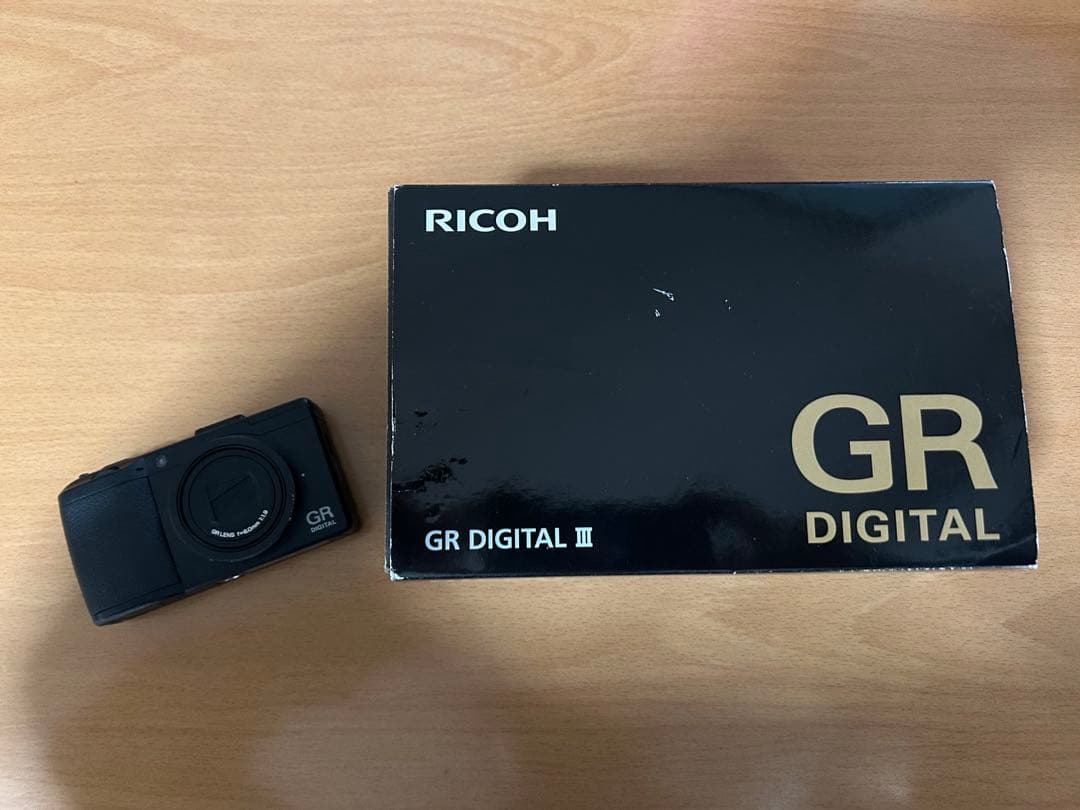 デジタルカメラ RILOH GR DIGITAL iii Amazon | RICOH デジタルカメラ GR DIGITAL III GRDIGITAL3