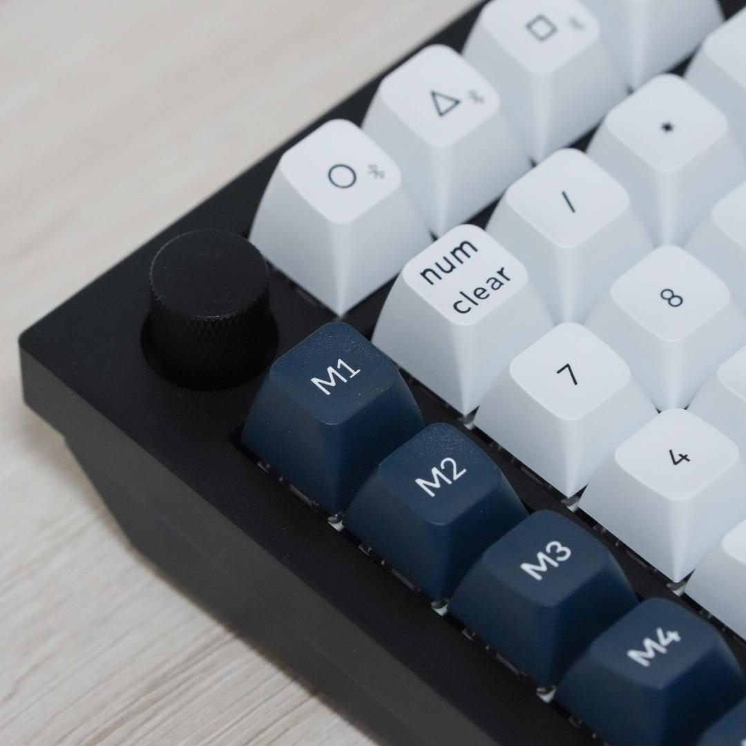 美品 Keychron Q0 Max QMK カスタム テンキー 赤軸 - メルカリ