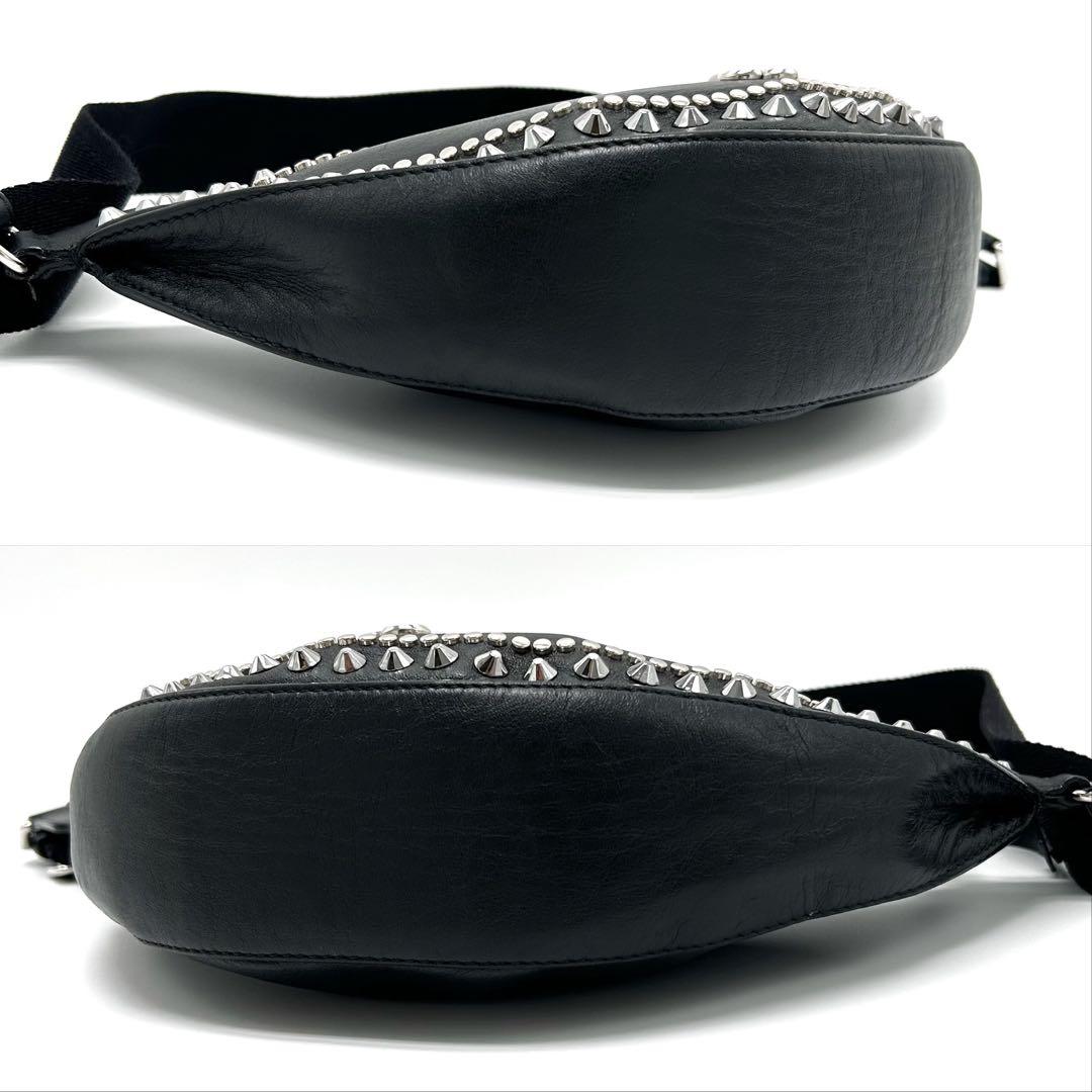 極美品 ジミーチュウ ボディバッグ スタッズ JCロゴ レザー 三日月