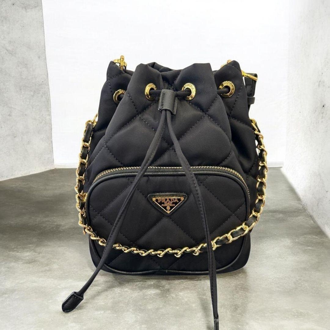 PRADA 巾着型ショルダーバッグ2wayノベルティー - メルカリ