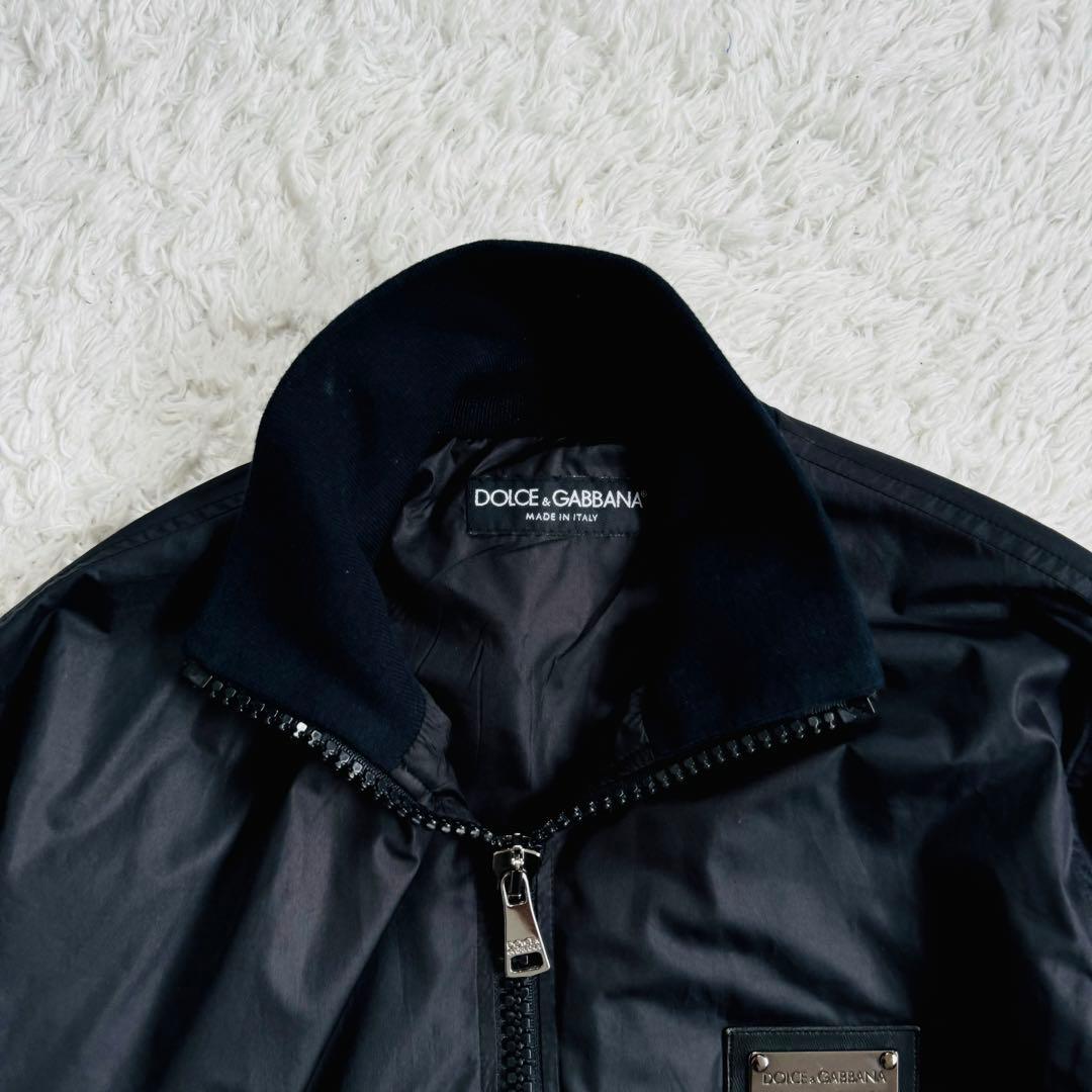 美品 ドルチェ&ガッパダーナ メタルプレートロゴ ナイロンジャケット