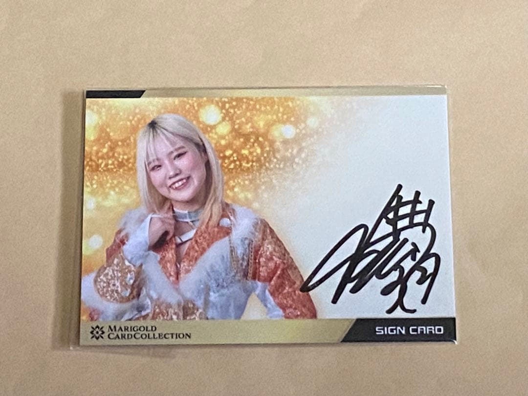ビクトリア弓月 マリーゴールド 直筆サイン入りカード 会場限定 MARIGOLD ビクトリア弓月 #1 コスチューム マリーゴールド ポートレート 直筆
