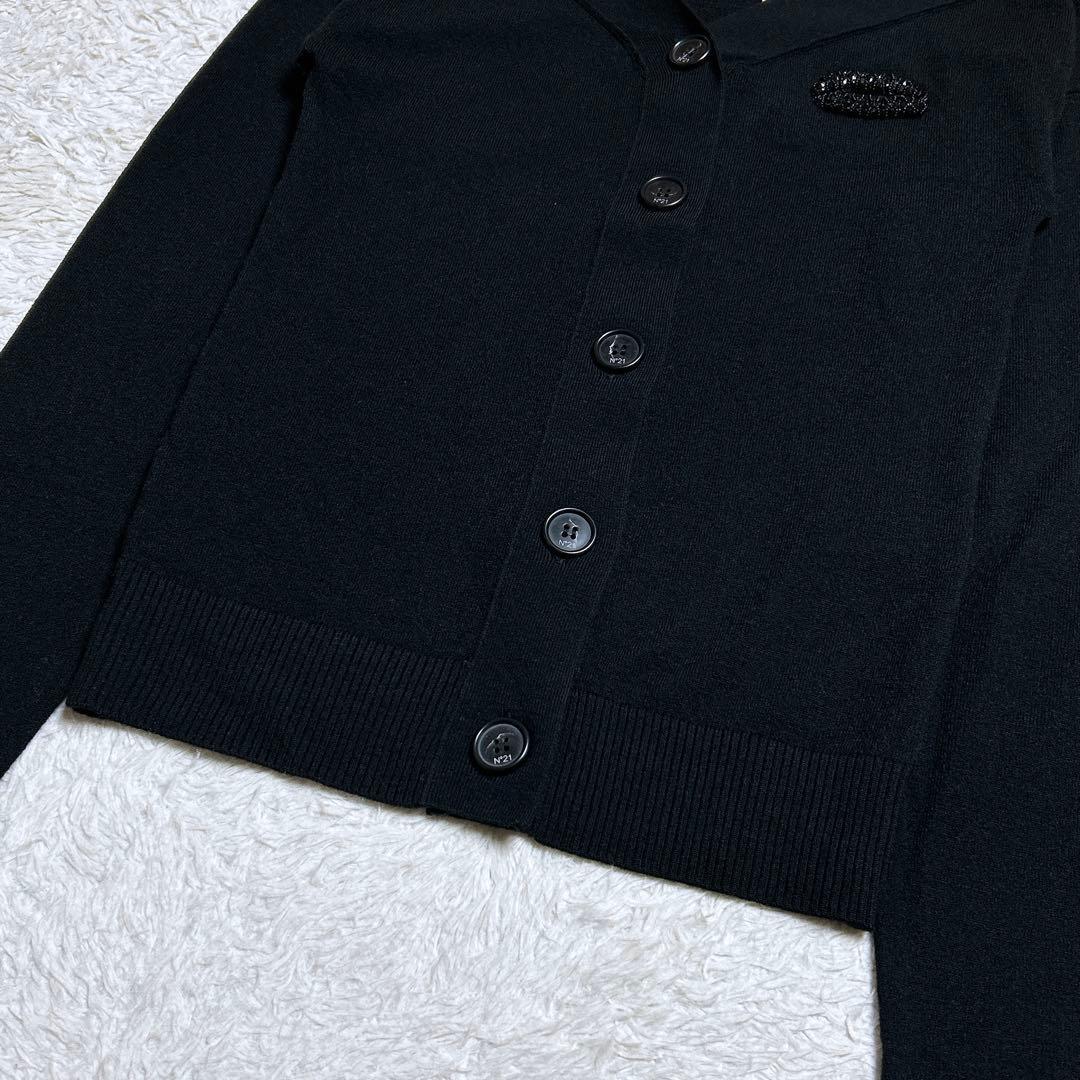 美品/N˚21 ビジューリップモチーフカーディガン 羽織り ウール