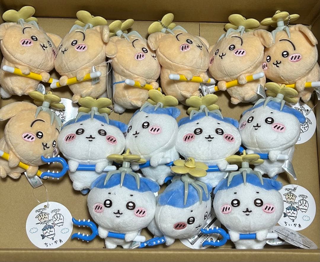 ちいかわ うさぎ ハチワレ 討伐マスコットセット - メルカリ