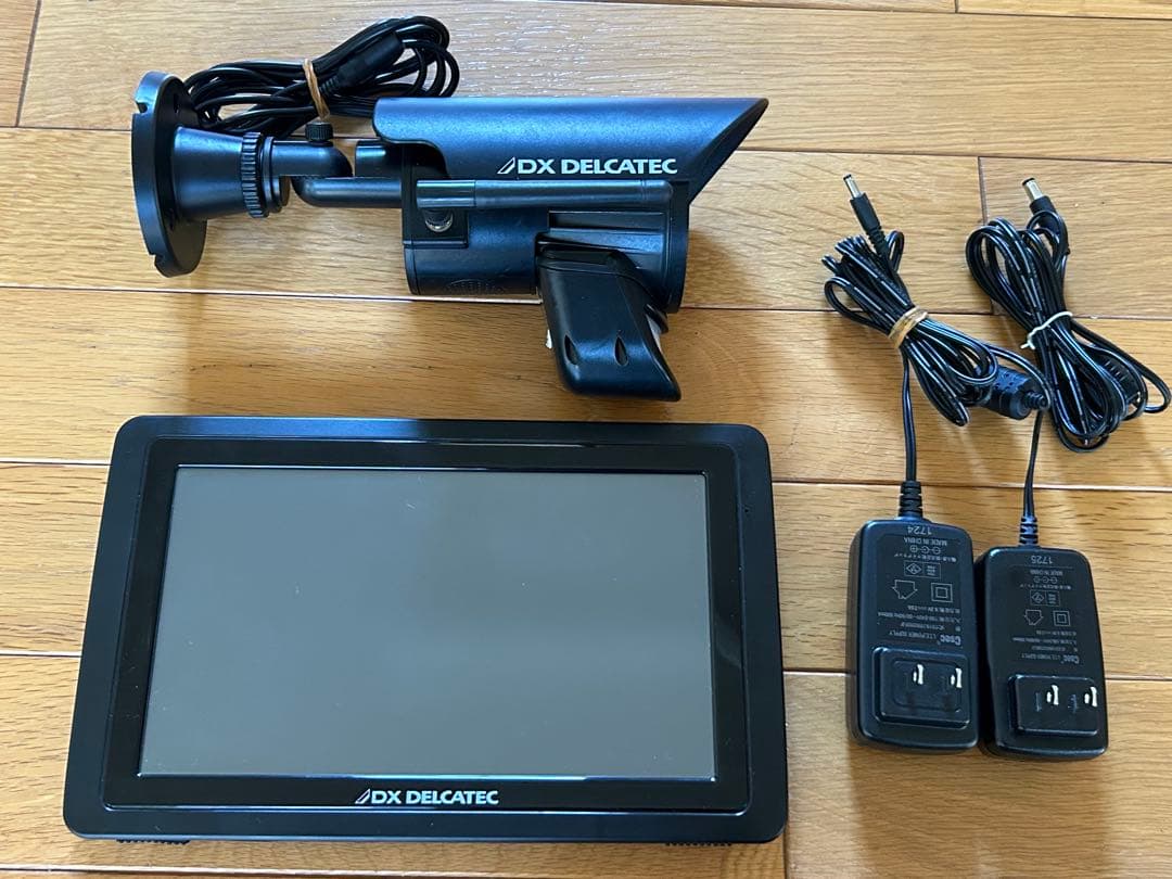 防犯ライト機能付ワイヤレスカメラセット国内メーカーDX DELICATEC製 ワイヤレスフルHDカメラ＆7inchモニターセット | 製品情報 | DXアンテナ