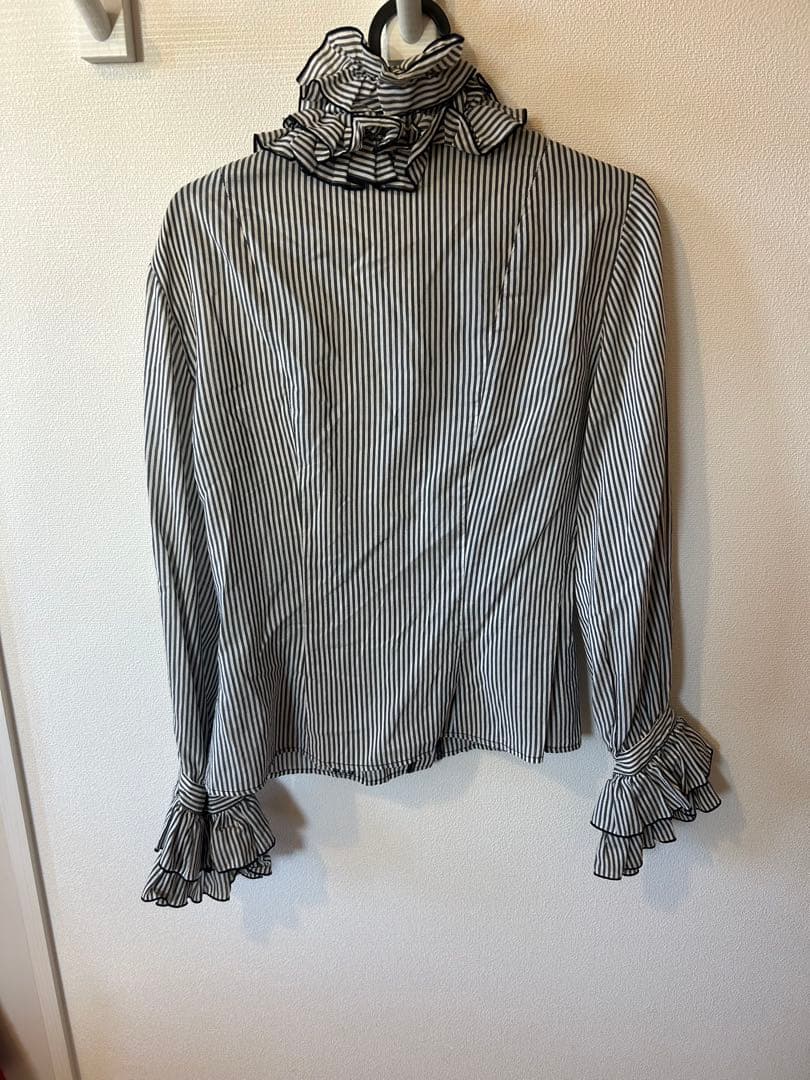 Na+H リボンタイ付きフリルブラウス