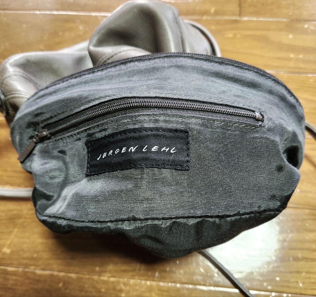 ヨーガンレール ラグビーボールショルダーバッグ グレージュ - メルカリ