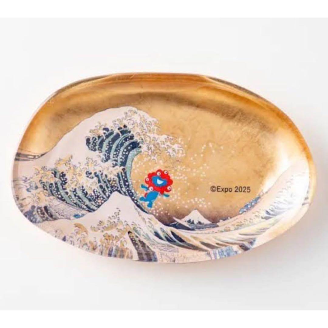 ミャクミャク 金箔 ガラストレー 神奈川沖浪裏 箔名画 葛飾北斎　大阪万博 大阪万博Expo2025ミャクミャク 箔名画北斎ガラストレー神奈川沖浪裏