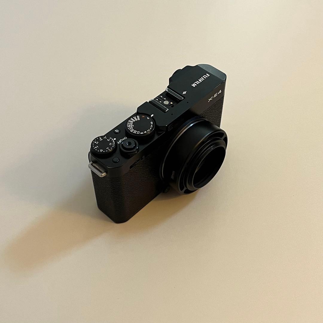 FUJIFILM X-E4 ブラック ボディ xe4 シャッター回数4240回 - メルカリ