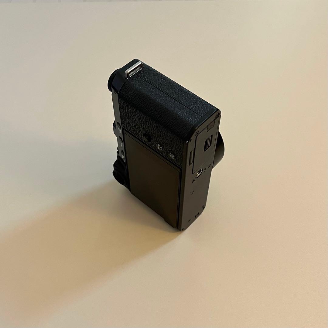 FUJIFILM X-E4 ブラック ボディ xe4 シャッター回数4240回 - メルカリ