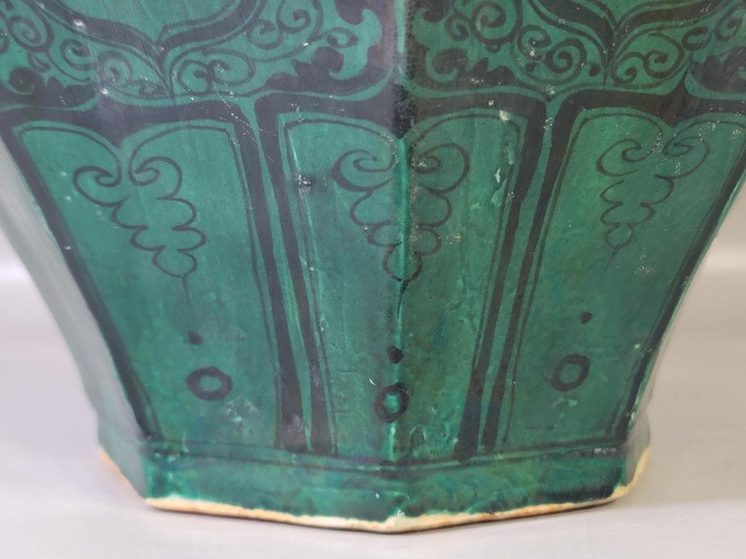 古い 中国 緑釉 獣耳 六角 瓶 高さ 39.5ｃｍ DT621