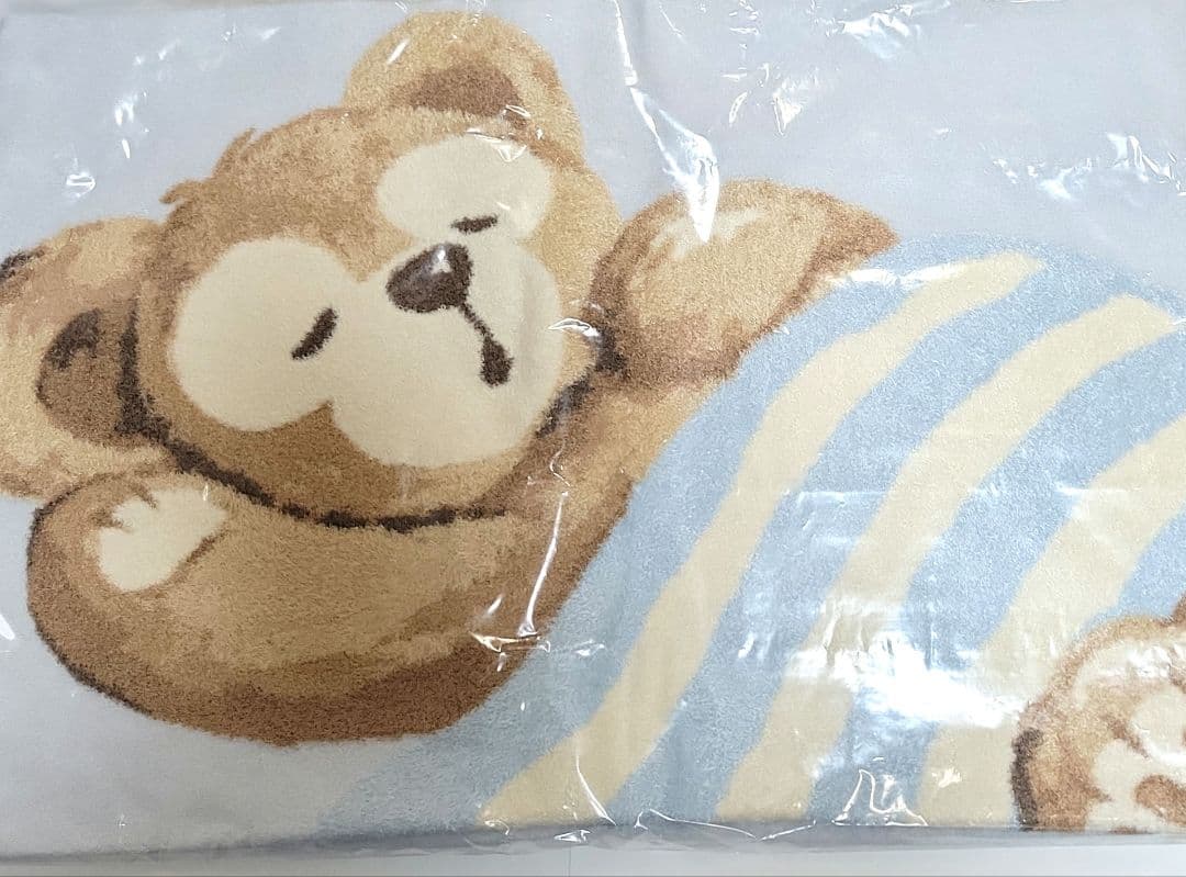 ディズニー 　ダッフィー ×ジェラートピケ　ブランケット 約75cmx120cm ダッフィーがちょこんと座ったニットブランケット 東京ディズニーシー