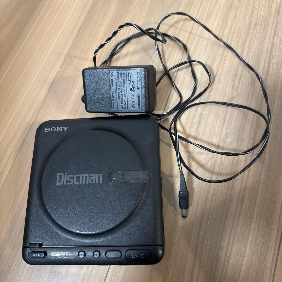 ジャンク】SONY ポータブルCDプレーヤー Discman D-22 - メルカリ