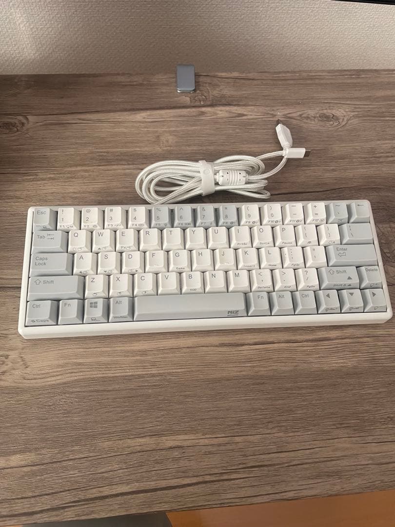 niz66キーボード XRGB NiZ Atom66 White | 66キー コンパクト静電容量キーボード | ミニマル