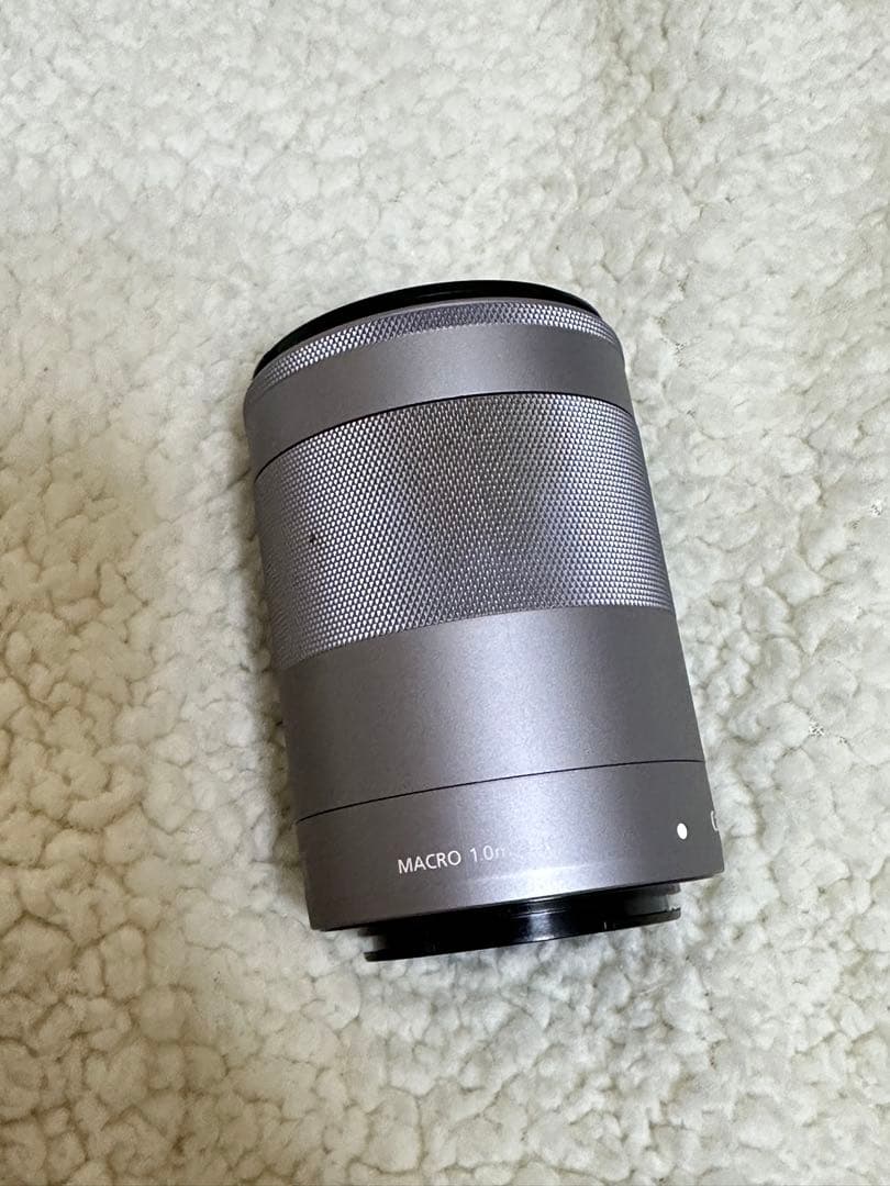 キヤノン EF-M 55-200mm F4.5-6.3 IS STMズームレンズ