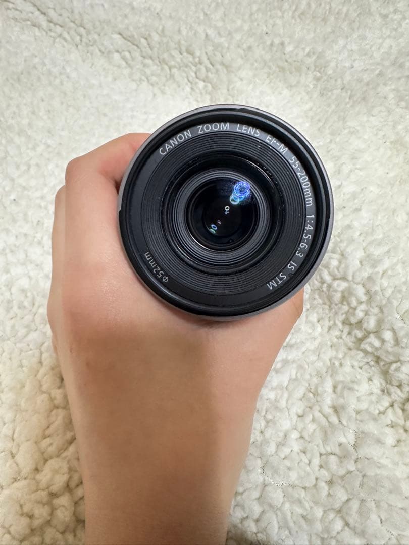 キヤノン EF-M 55-200mm F4.5-6.3 IS STMズームレンズ