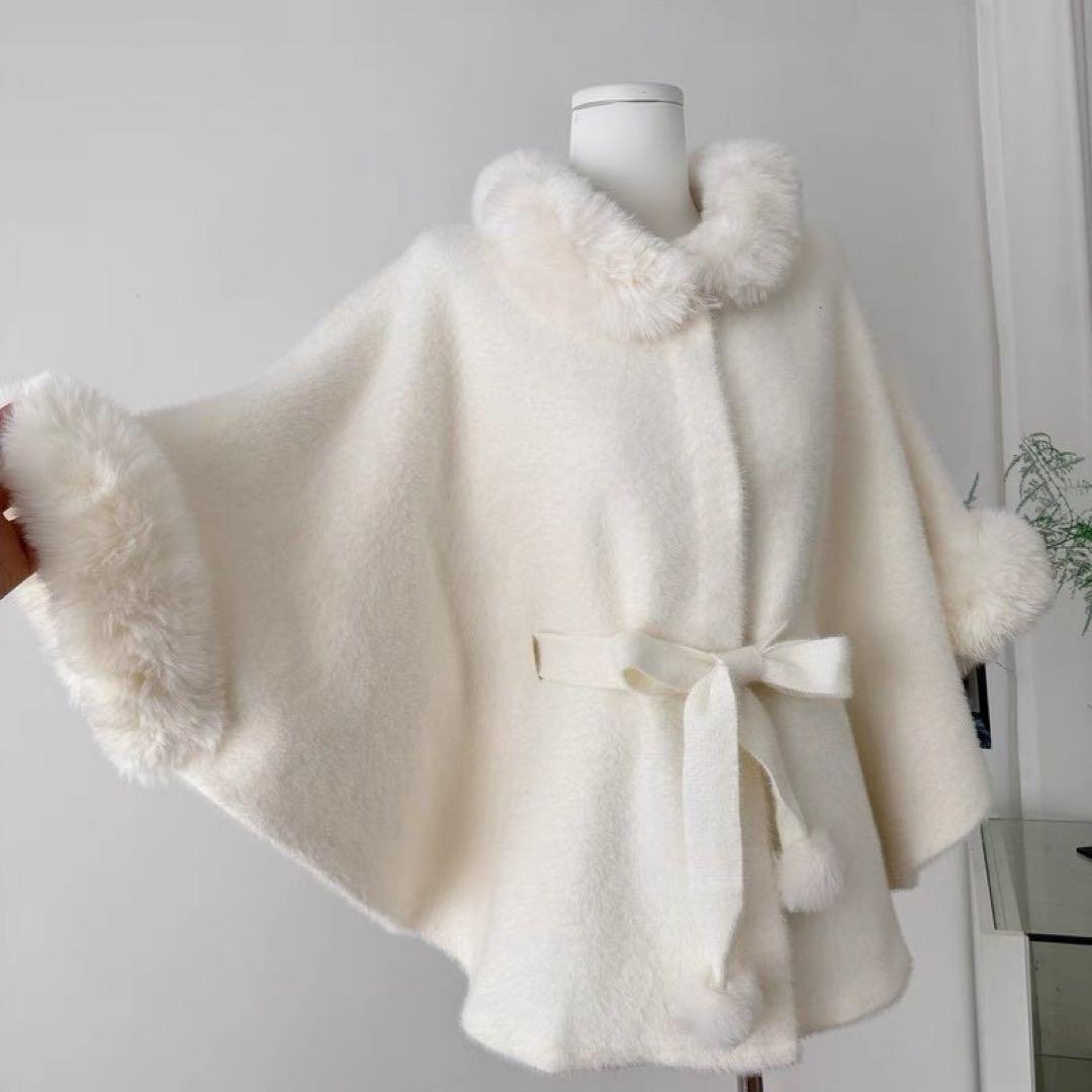 ケープ コート ポンチョ ファー ふわふわ アイボリー 韓国 miu系穿搭