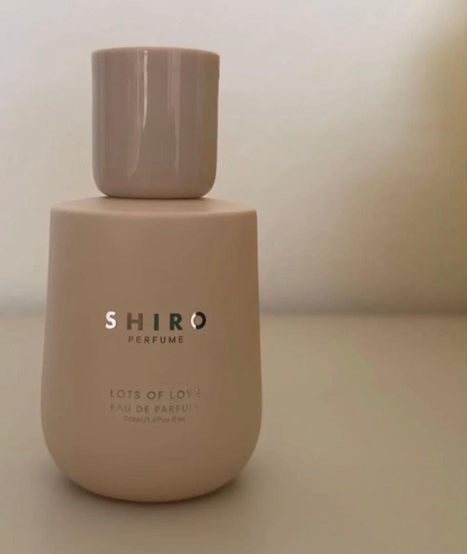 Shiro LOTS OF LOVE オードパルファン 香水 - メルカリ