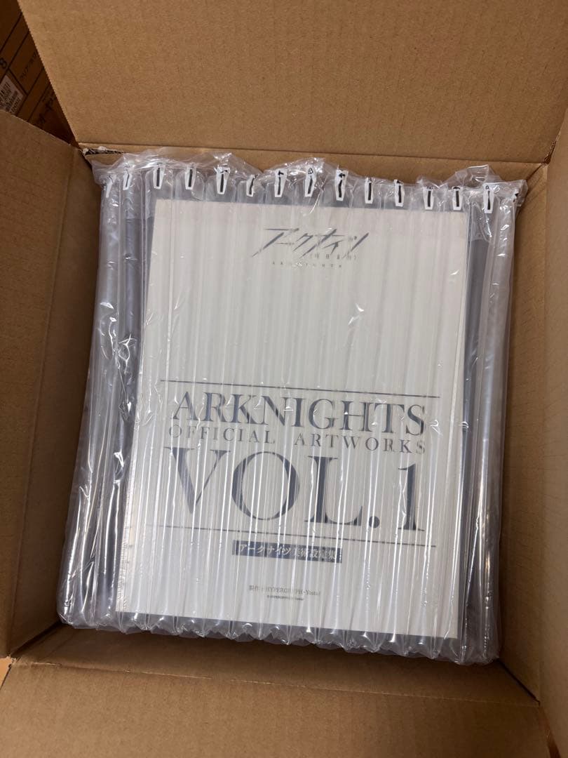 アークナイツ 設定資料集 Vol1 Vol2 Yostar OFFICIAL SHOP ONLINE / アークナイツ美術設定集VOL.2