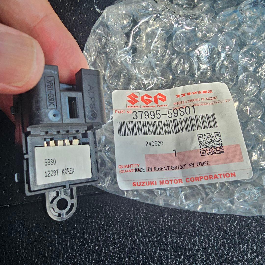 パワーウインドウ スイッチ 助手席用 37995-59S01 DA17V 純正 - メルカリ