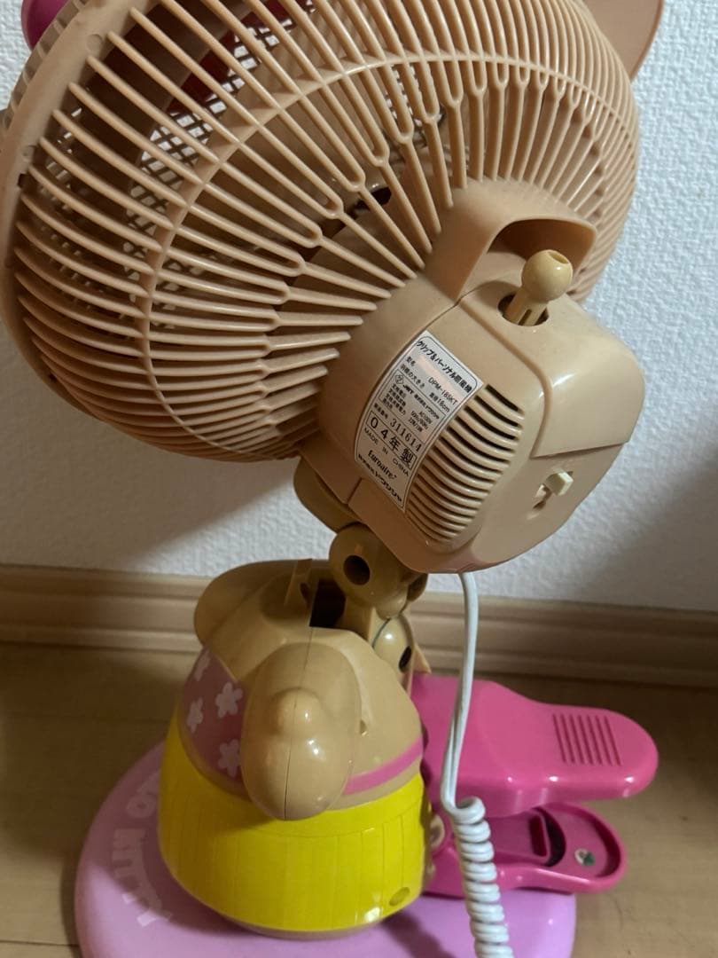 激レア！希少！sanrio サンリオ 日焼け ガングロ キティ 扇風機 - メルカリ
