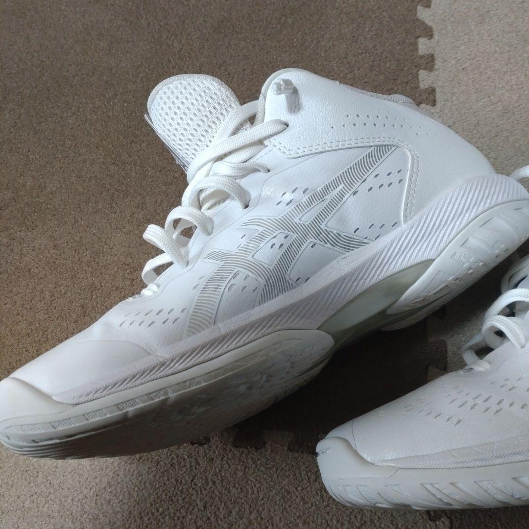 ASICS バスケットボールシューズ ホワイト　24.5cm　箱付き