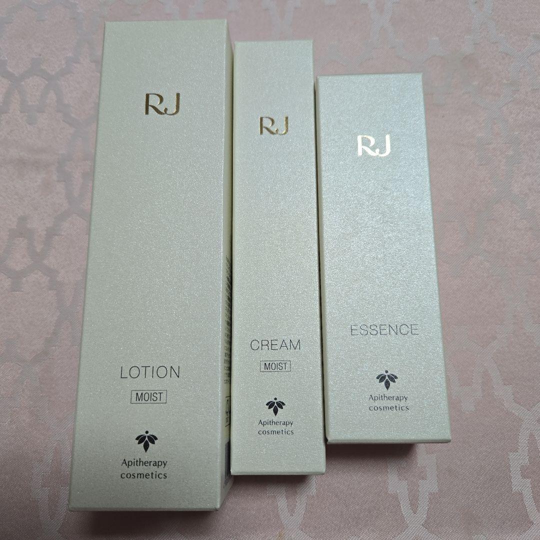 山田養蜂場　RJ しっとりセット RJ 3点 Sしっとりセット｜化粧品の通販 山田養蜂場【公式】