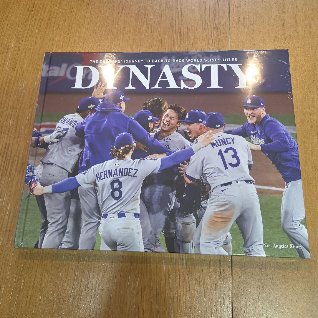 ドジャース　王朝　ワールドシリーズへの道のり　&　LAタイムズ新聞 日米同時発売！ドジャースの「歴史的激闘の舞台裏」を明かす永久保存本