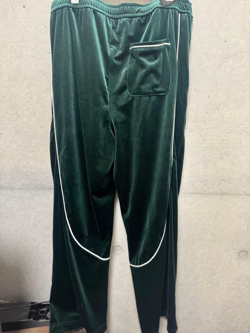 BREATH 24AW ベロア セットアップ Lサイズ BADHOP - メルカリ