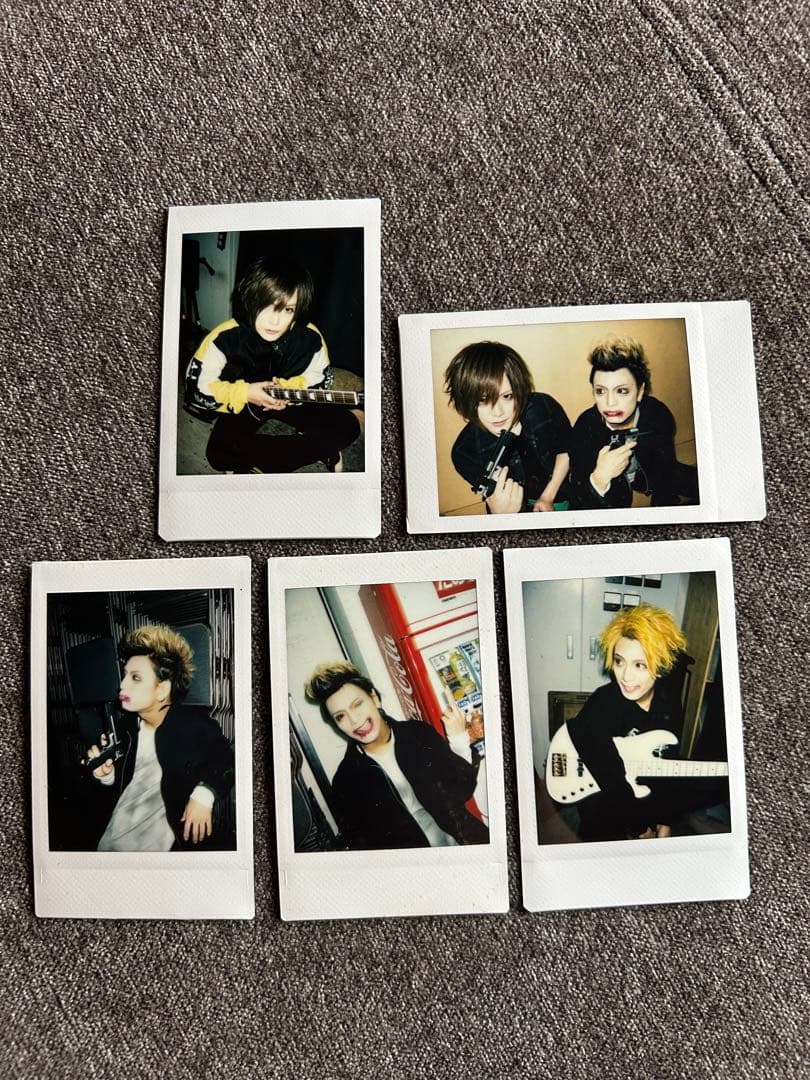 甘い暴力 文さん 義さん チェキセット - メルカリ