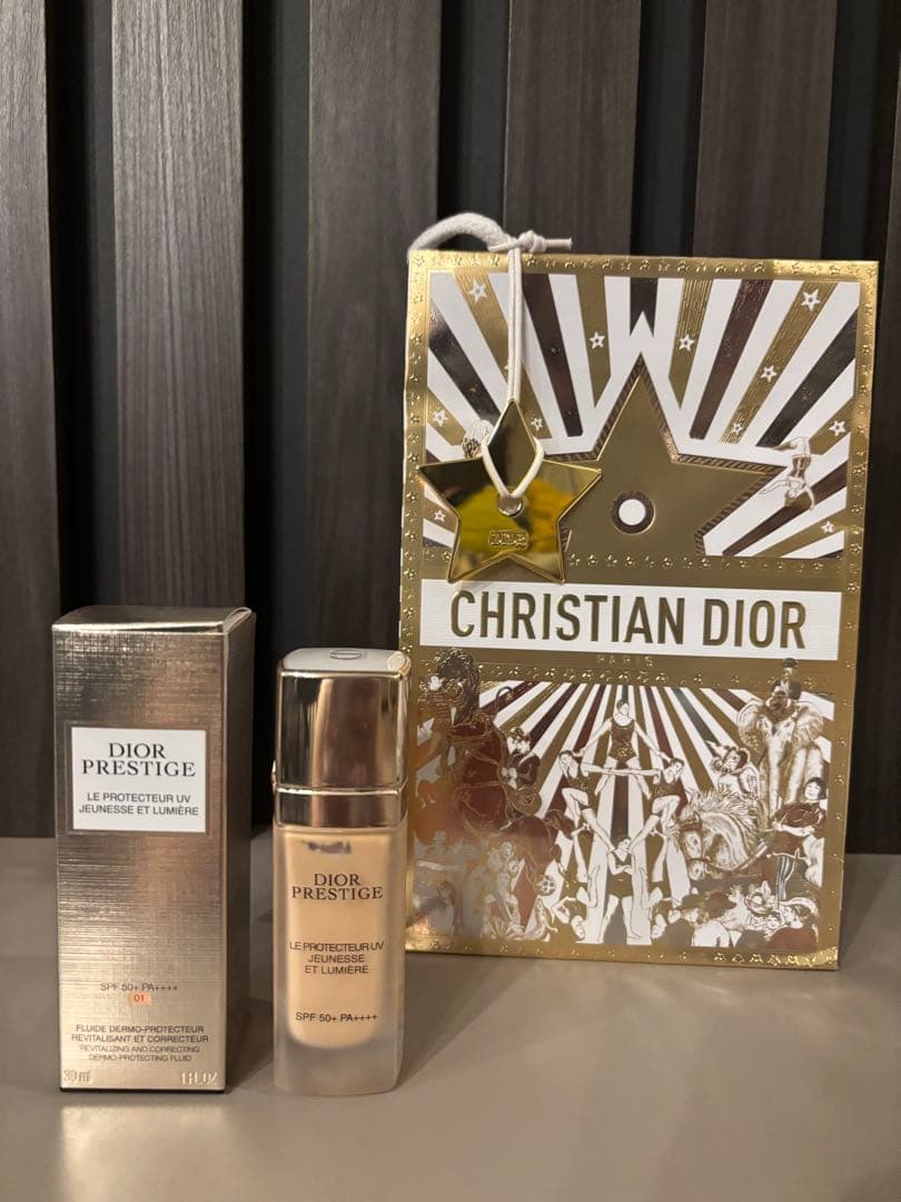 プレステージ ホワイト ル プロテクターBB 01 DIOR プレステージ ホワイト ル プロテクター UV ミネラル BB 01