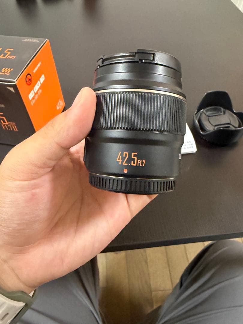 【美品】YONGNUO YN 42.5mm F1.7M (マイクロフォーサーズ)