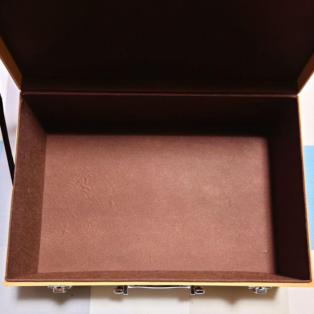 鋼の錬金術師 全巻セット(15～27巻まで初版発行)＋トランクケース＋etc