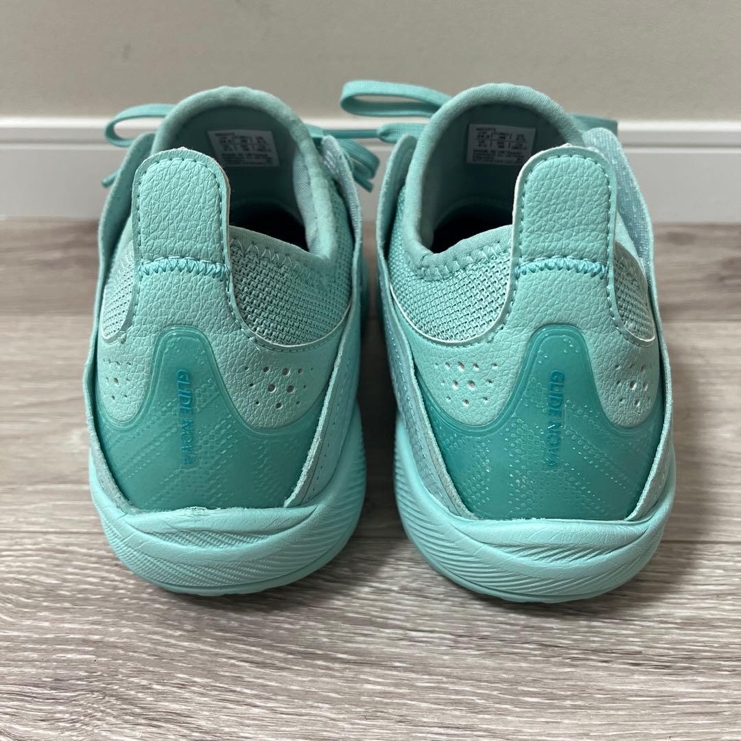 【美品】asics グライドノヴァ 24.0cm