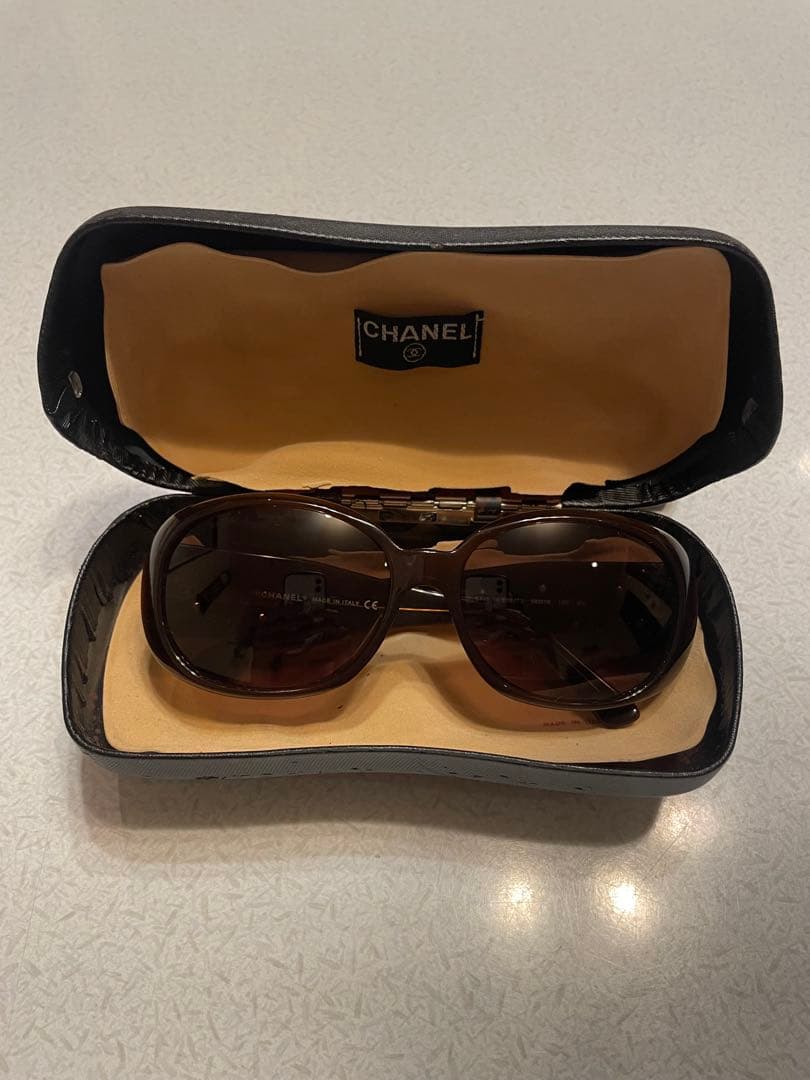 ◆CHANEL　シャネル◆カメリアロゴ付き　サングラス 楽天市場】CHANEL シャネル サングラス カメリア ココマーク スモーク