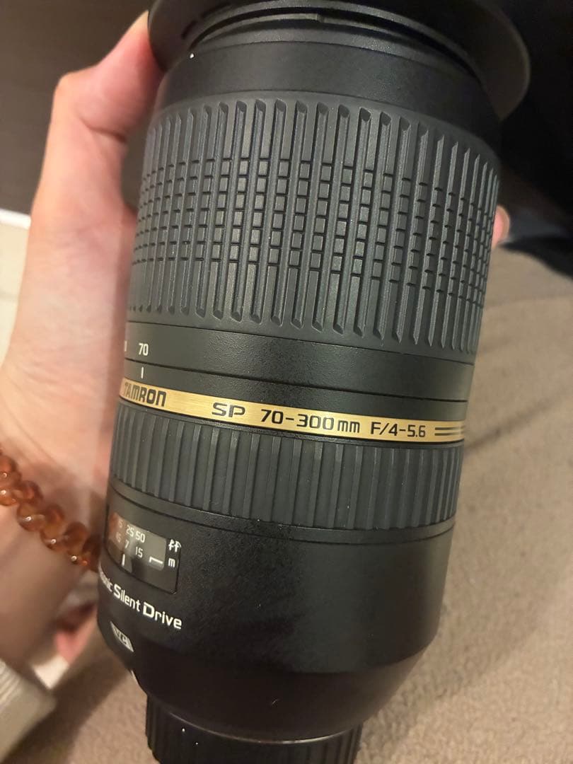 TAMRON SP 70-300mm F/4-5.6 ズームレンズ