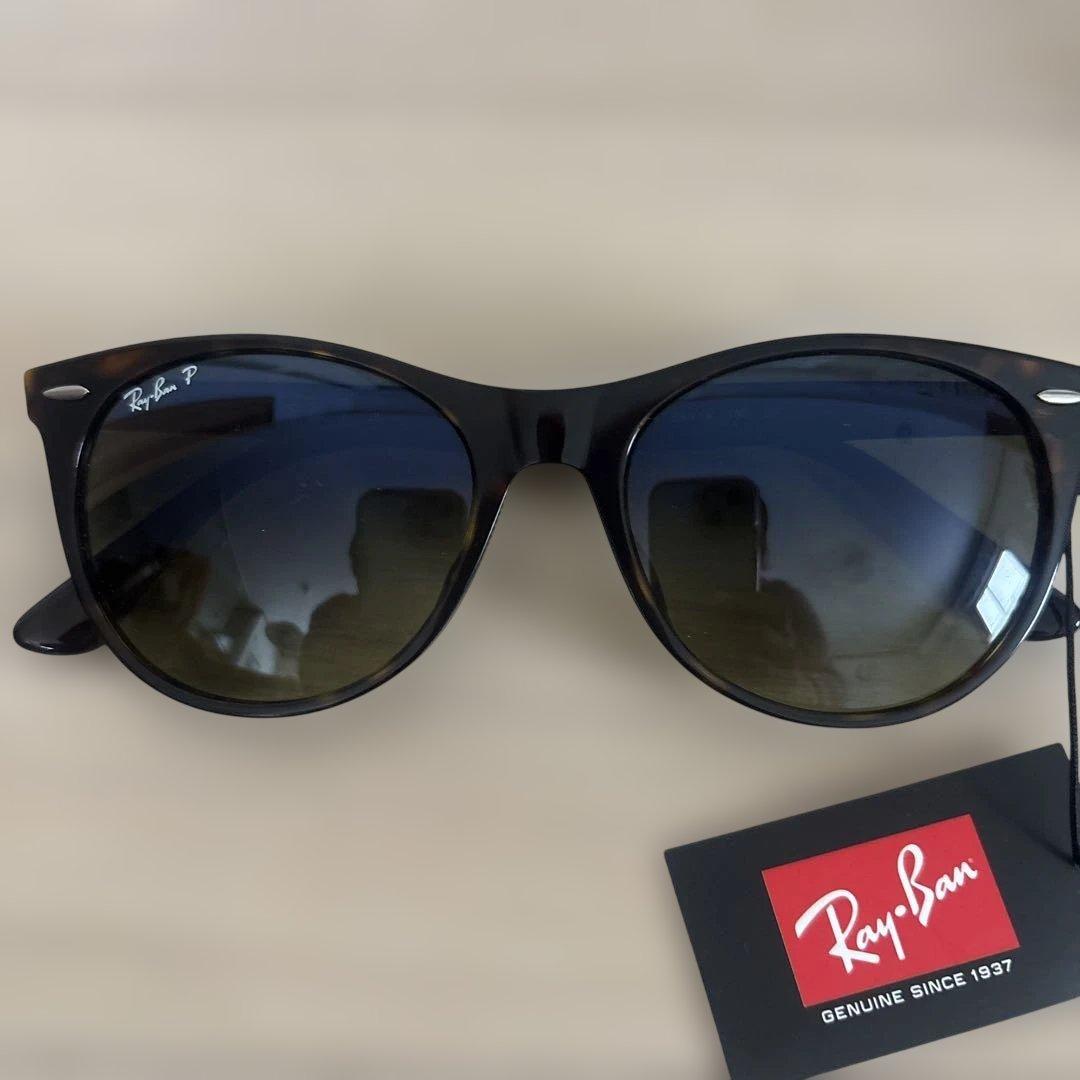Ray-Ban 0RB2185F ブラックサングラス ケース付き