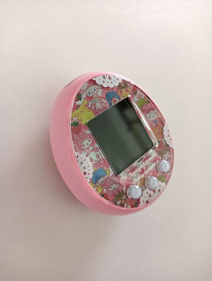 美品】たまごっちみーつ サンリオピンクver. - メルカリ