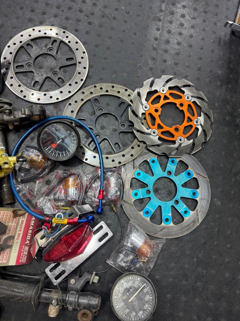 NSR50 系統の部品 AC10系統 年末近し！断捨離 画像の物 全部