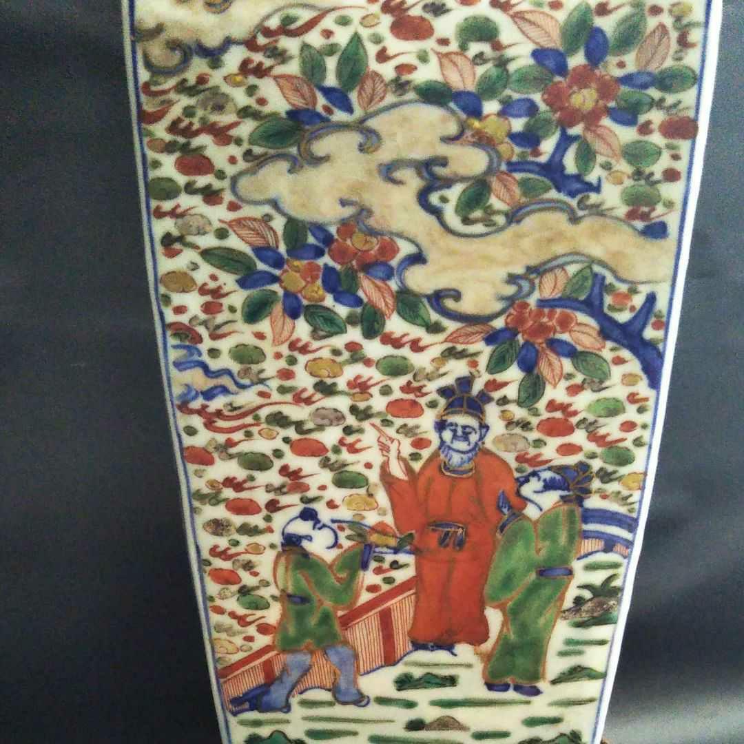 中国古美術/五彩纏枝賢人龍紋隻耳四方大瓶(款:大明万