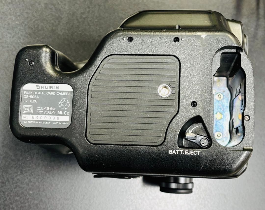 NIKON/FUJIX DS-505/515 デジタルカードカメラ　ジャンク品